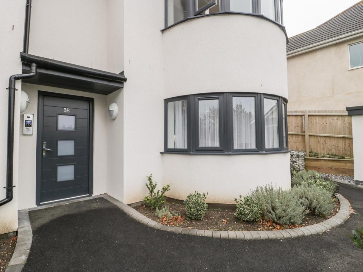 Апартаменты Flat 2, 38 Preston Road Уэймут Экстерьер фото