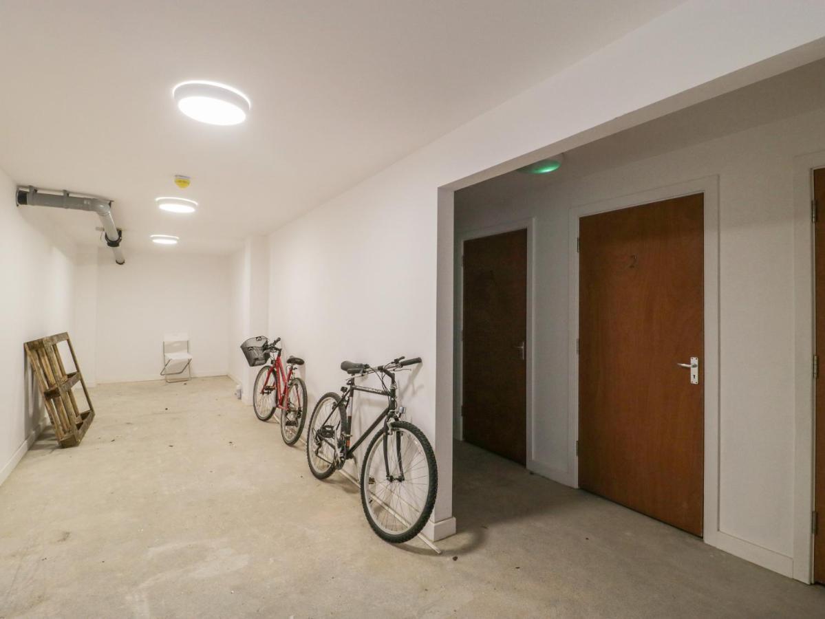 Апартаменты Flat 2, 38 Preston Road Уэймут Экстерьер фото