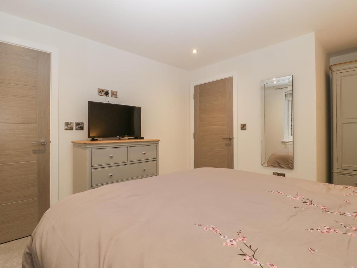 Апартаменты Flat 2, 38 Preston Road Уэймут Экстерьер фото